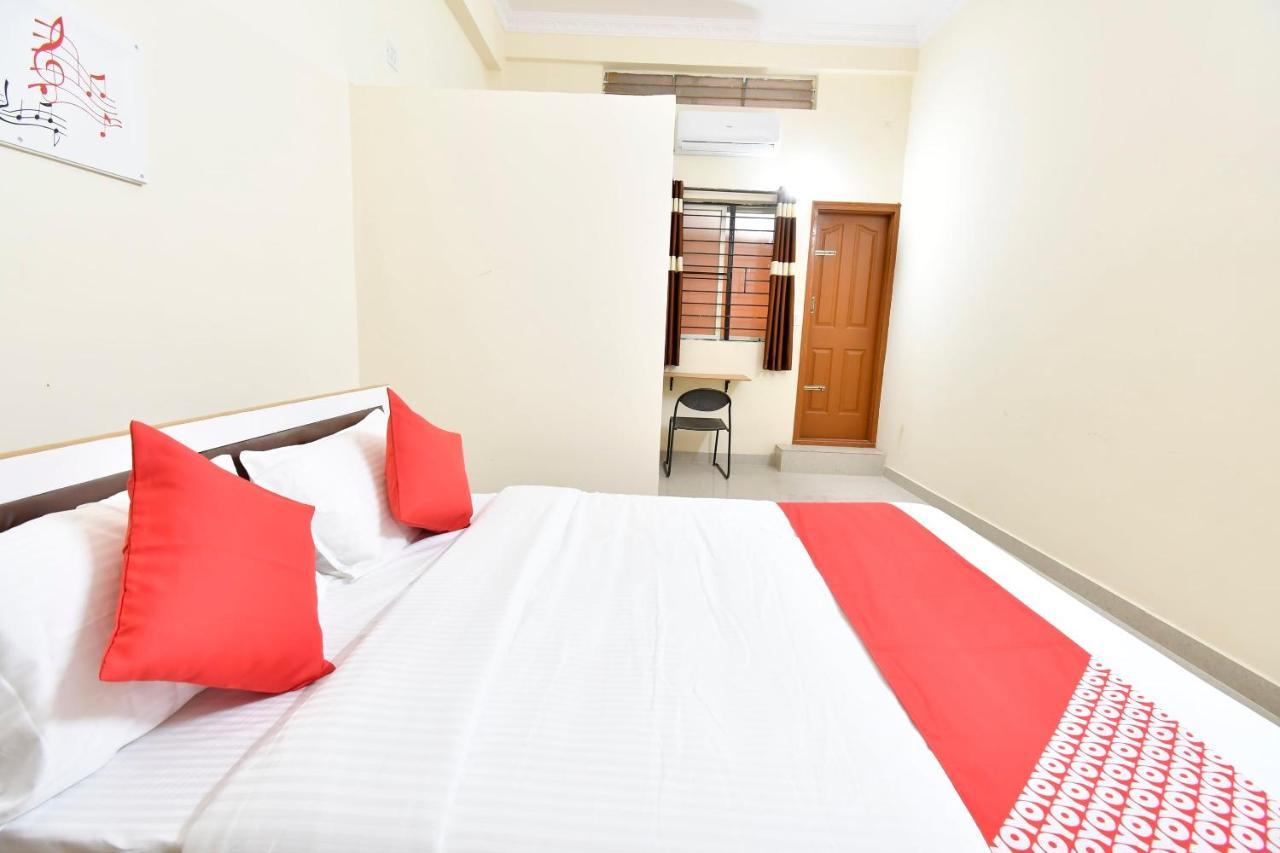 Oyo 44065 Sri Krishna Nilaya Hotell Bangalore Exteriör bild