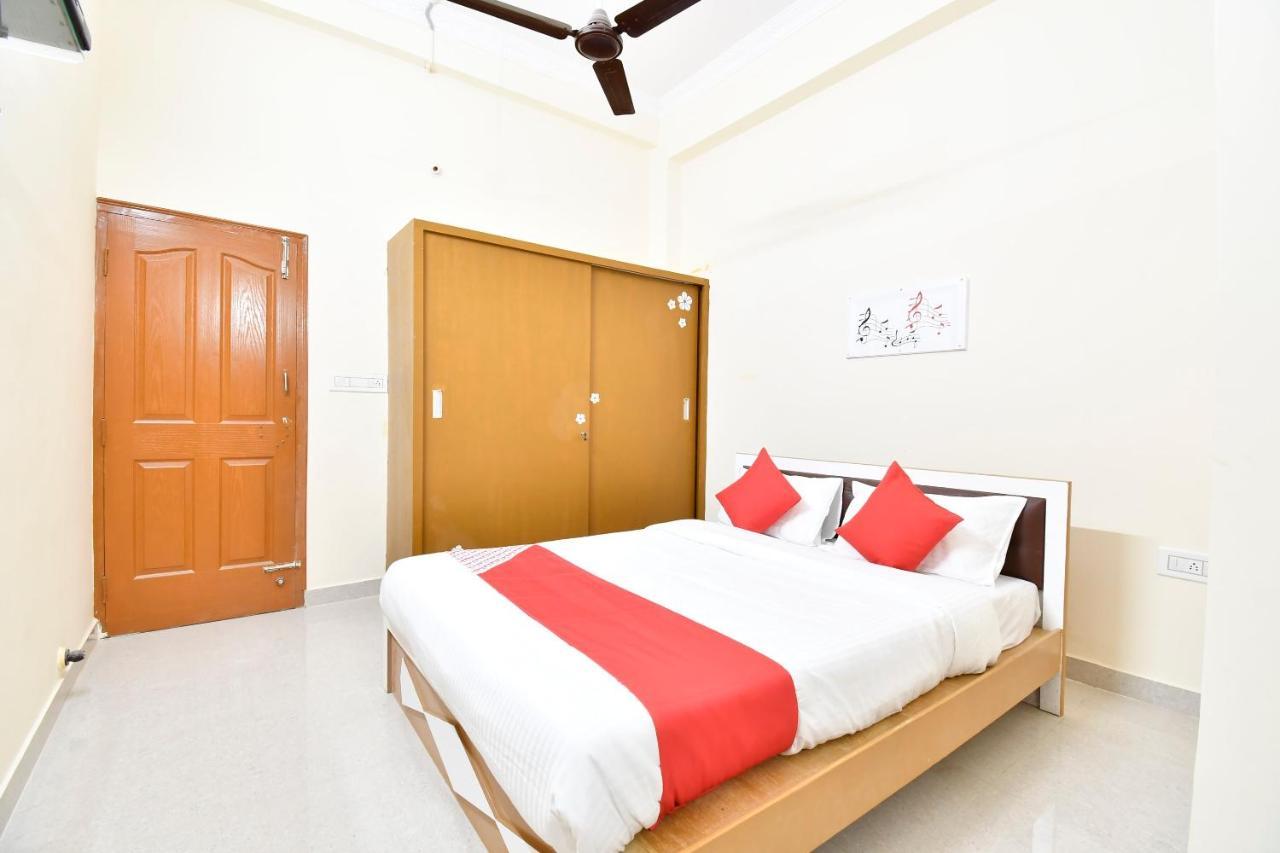 Oyo 44065 Sri Krishna Nilaya Hotell Bangalore Exteriör bild