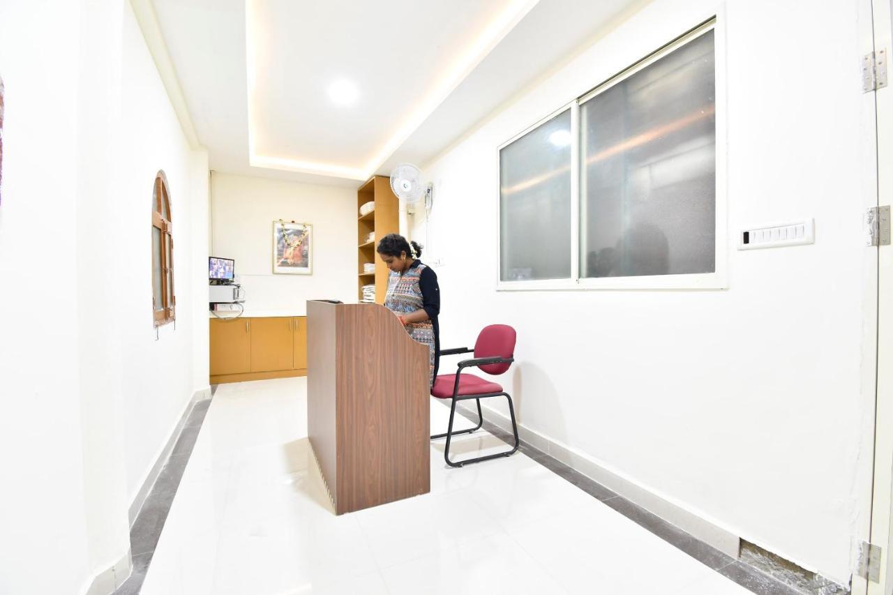 Oyo 44065 Sri Krishna Nilaya Hotell Bangalore Exteriör bild