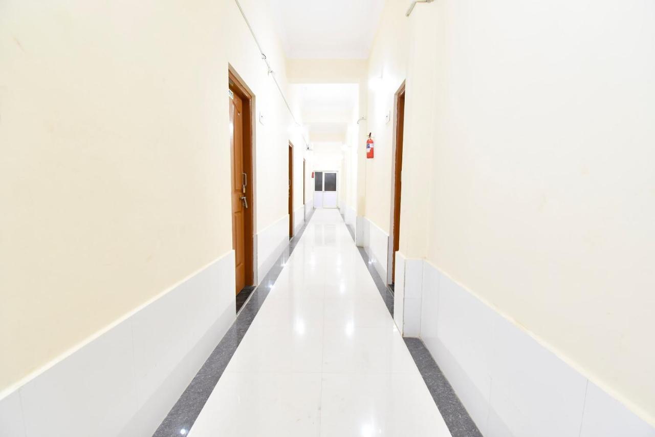 Oyo 44065 Sri Krishna Nilaya Hotell Bangalore Exteriör bild