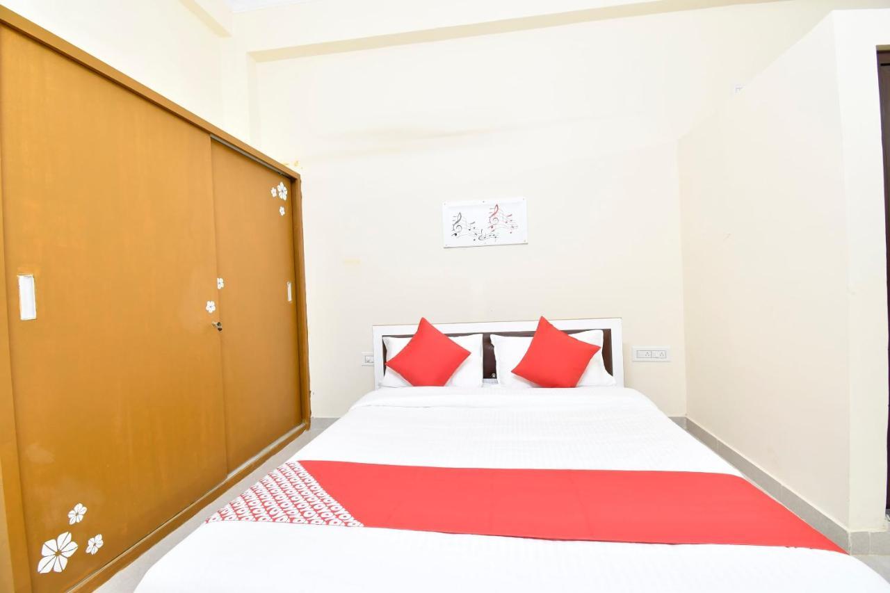 Oyo 44065 Sri Krishna Nilaya Hotell Bangalore Exteriör bild