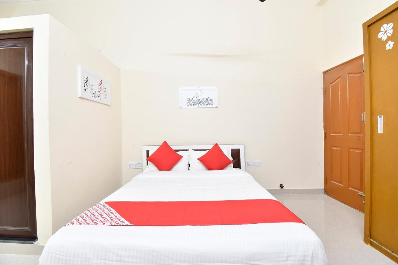 Oyo 44065 Sri Krishna Nilaya Hotell Bangalore Exteriör bild
