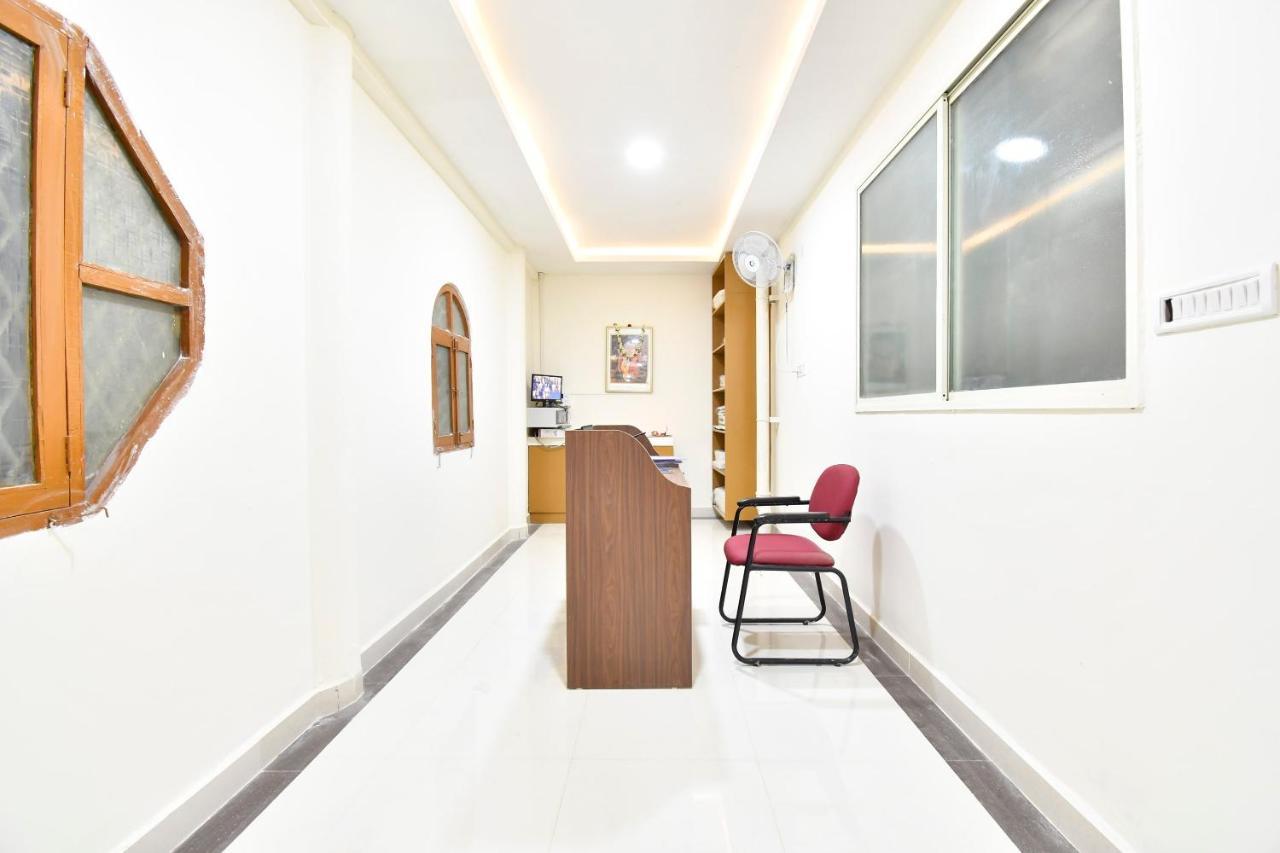 Oyo 44065 Sri Krishna Nilaya Hotell Bangalore Exteriör bild